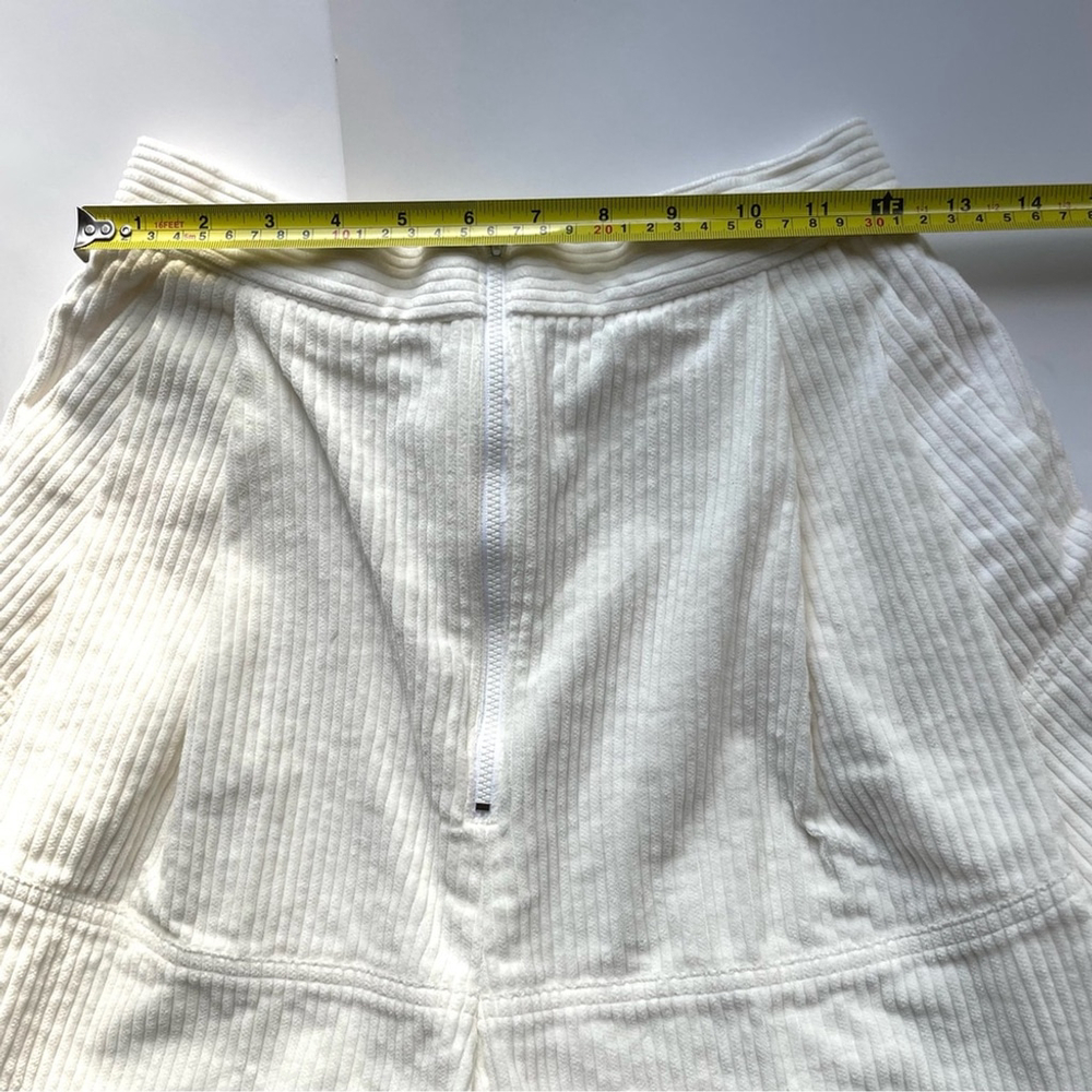 Rachel Comey Bandini Shorts off White Corduroy Pleated High Rise Size 2 Designer - Picture 5 of 7